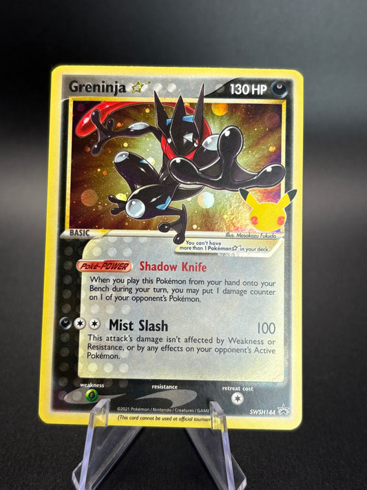 Greninja Gold Star (144) — SWSH Black Star Promos — Excellent