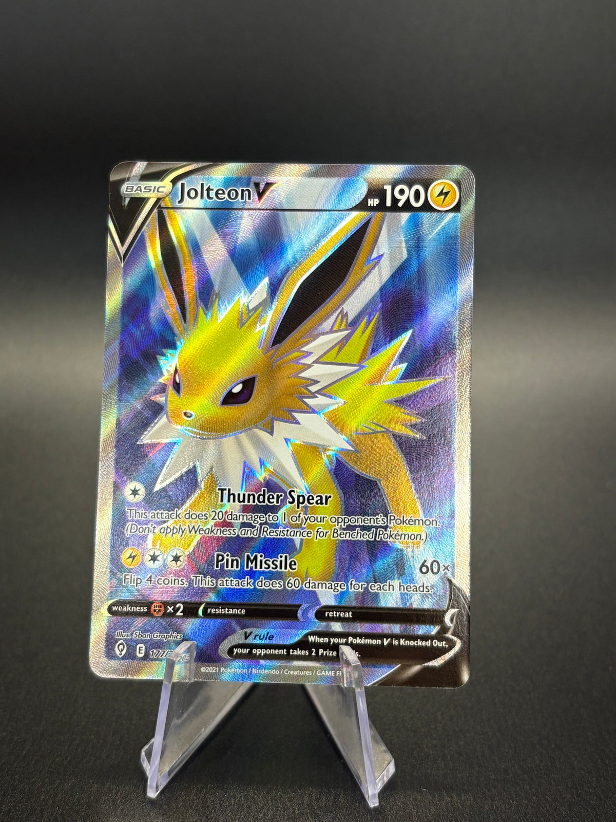 Jolteon V (177) — Evolving Skies — Near Mint